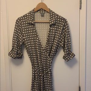 Ann Taylor patterned wrap dress
